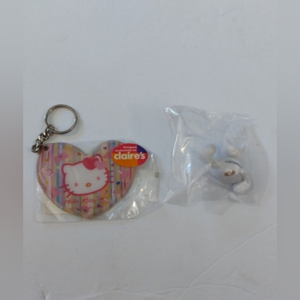 Hello Kitty 3D Keychain and Sanrio Characters Falling Figurine Cinnamoroll